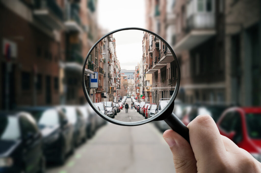 Focusing on a city street